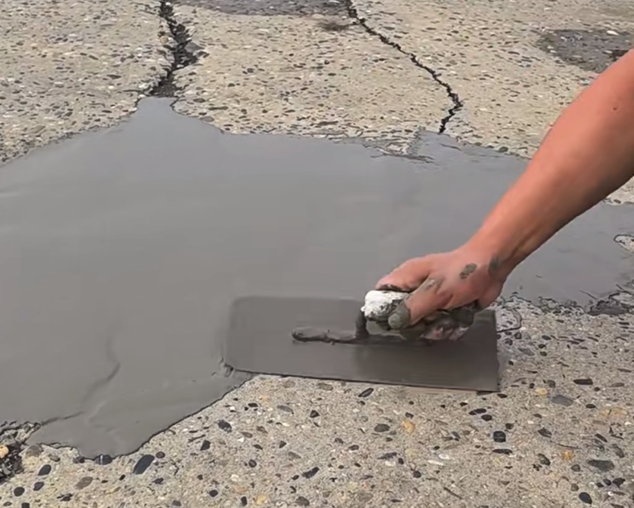 遵义CGM 高效薄层道路修补料（CGM 道路抢修料）